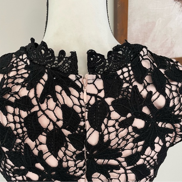 Elegant Black and Pink Lace Dress - Picture 6 of 10